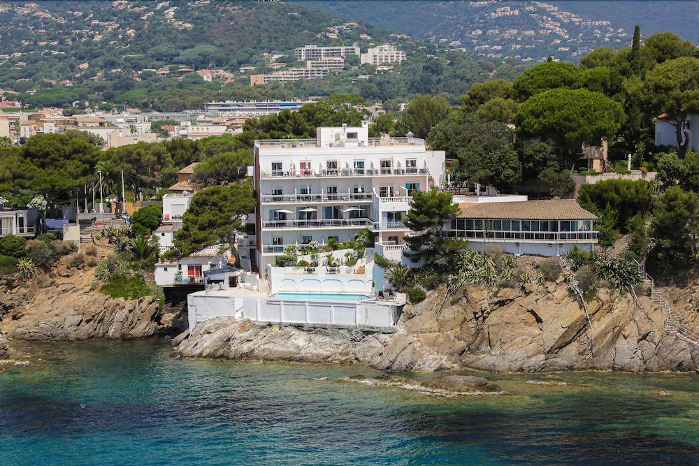 Hotel La Calanque Cavalaire-sur-Mer Kültér fotó