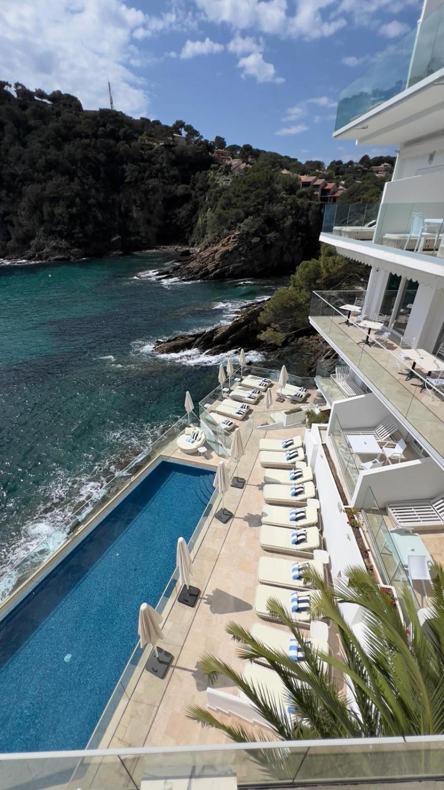 Hotel La Calanque Cavalaire-sur-Mer Kültér fotó