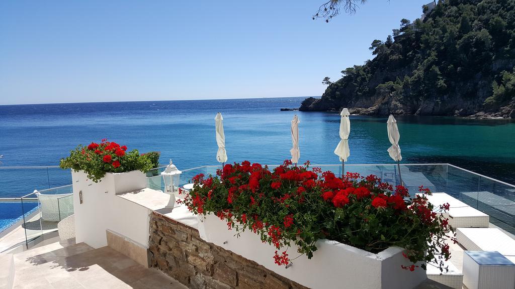 Hotel La Calanque Cavalaire-sur-Mer Kültér fotó