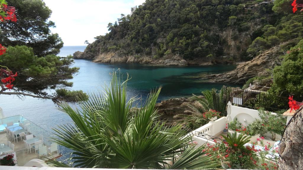 Hotel La Calanque Cavalaire-sur-Mer Kültér fotó